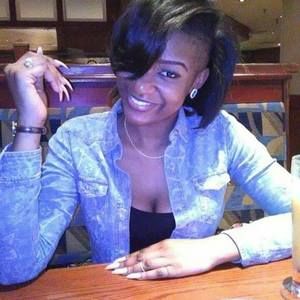 Meet your Posher, Lena